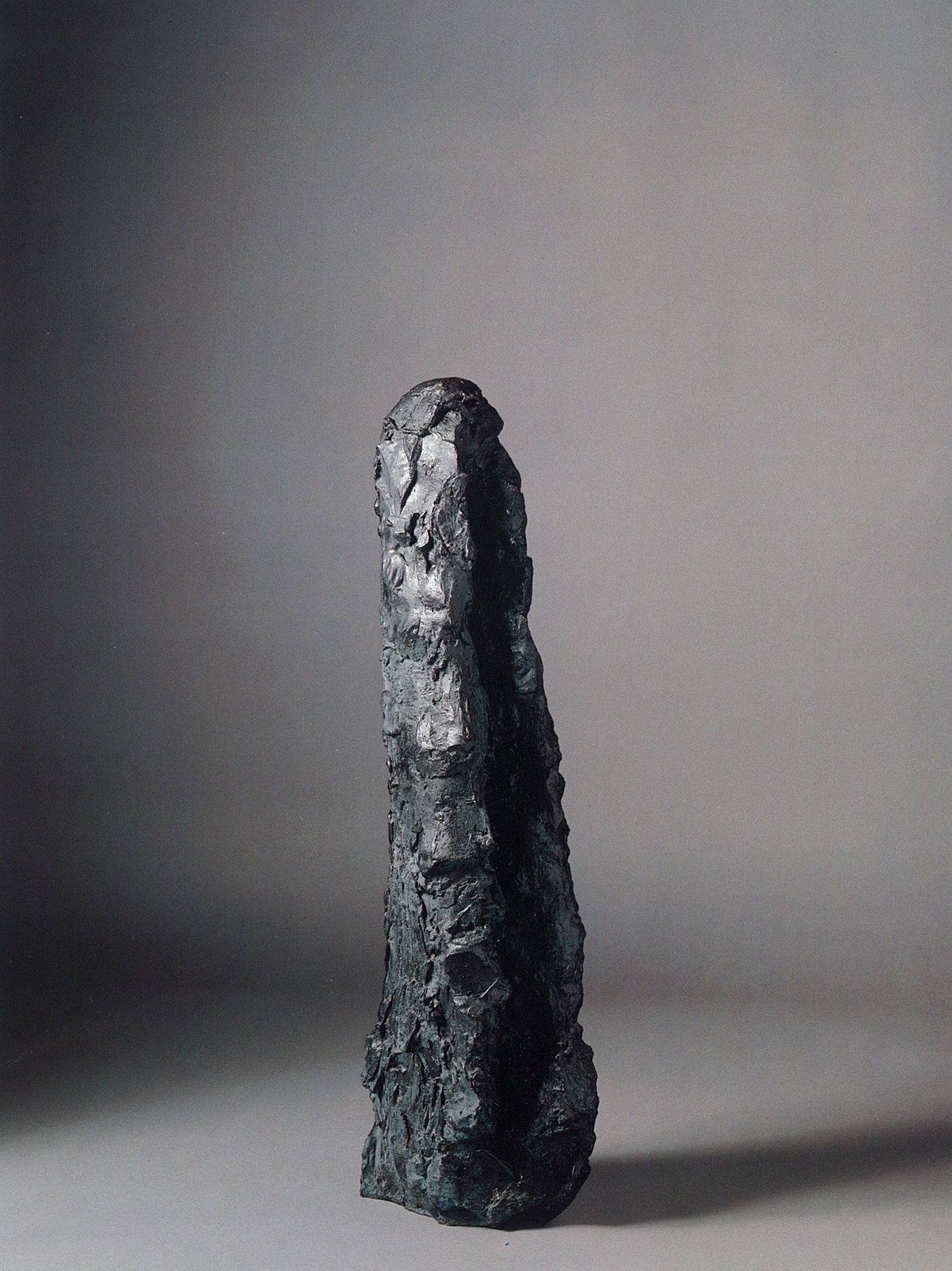 Per Kirkeby, Arm, 1983, bronze, 88 x 16 x 31 cm