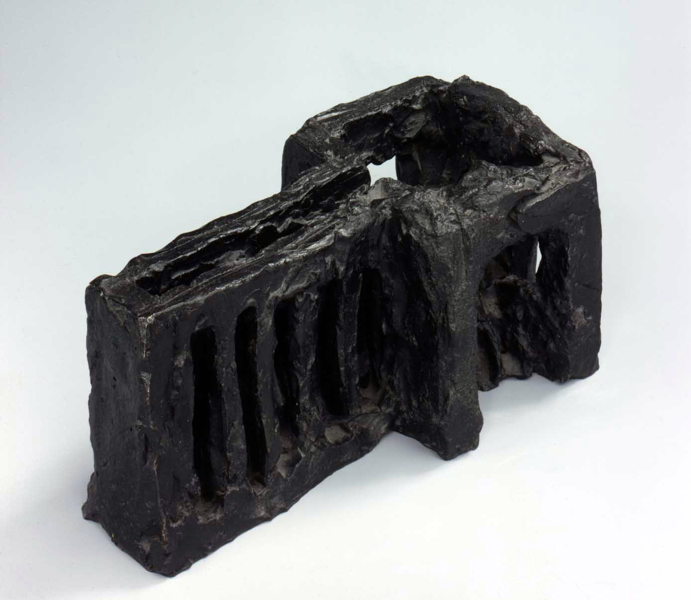 Per Kirkeby, Modell für Göppingen, 1992, bronze, 11,5 x 26,5 x 13,5 cm
